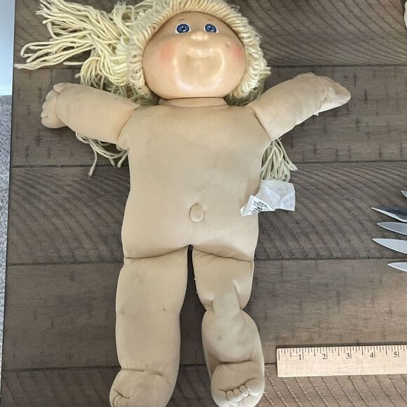 Lot Of 2 Cabbage Patch Dolls For Parts Or Repair 1985 Factory CPK - Picture 2 of 13
